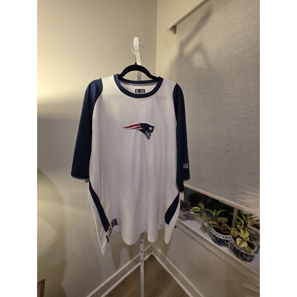 New England Patriots NFL Team Apparel, Men's Size 2XlL Short Sleeves